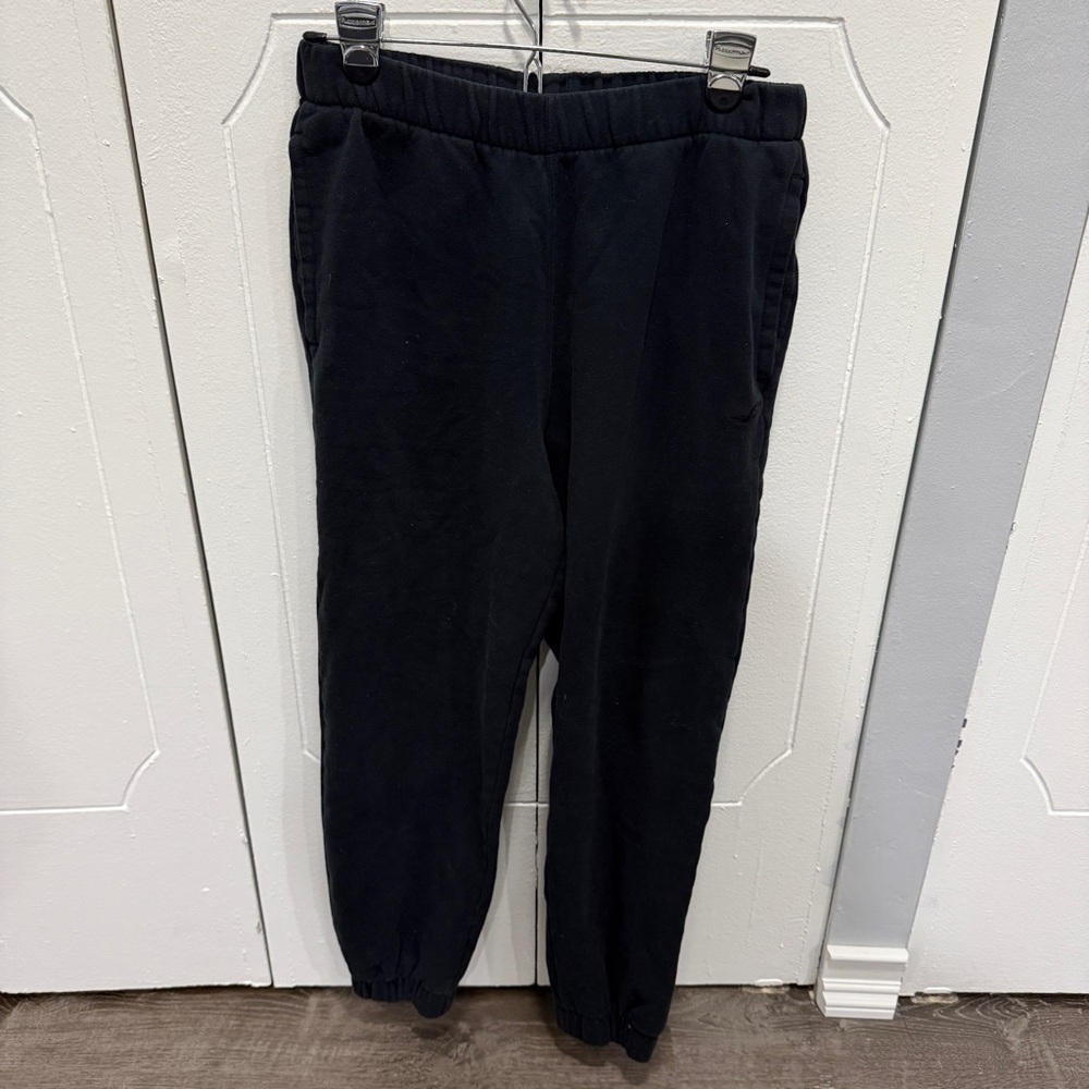 Hollister Black Ultra High-Rise Tapered Sweatpants